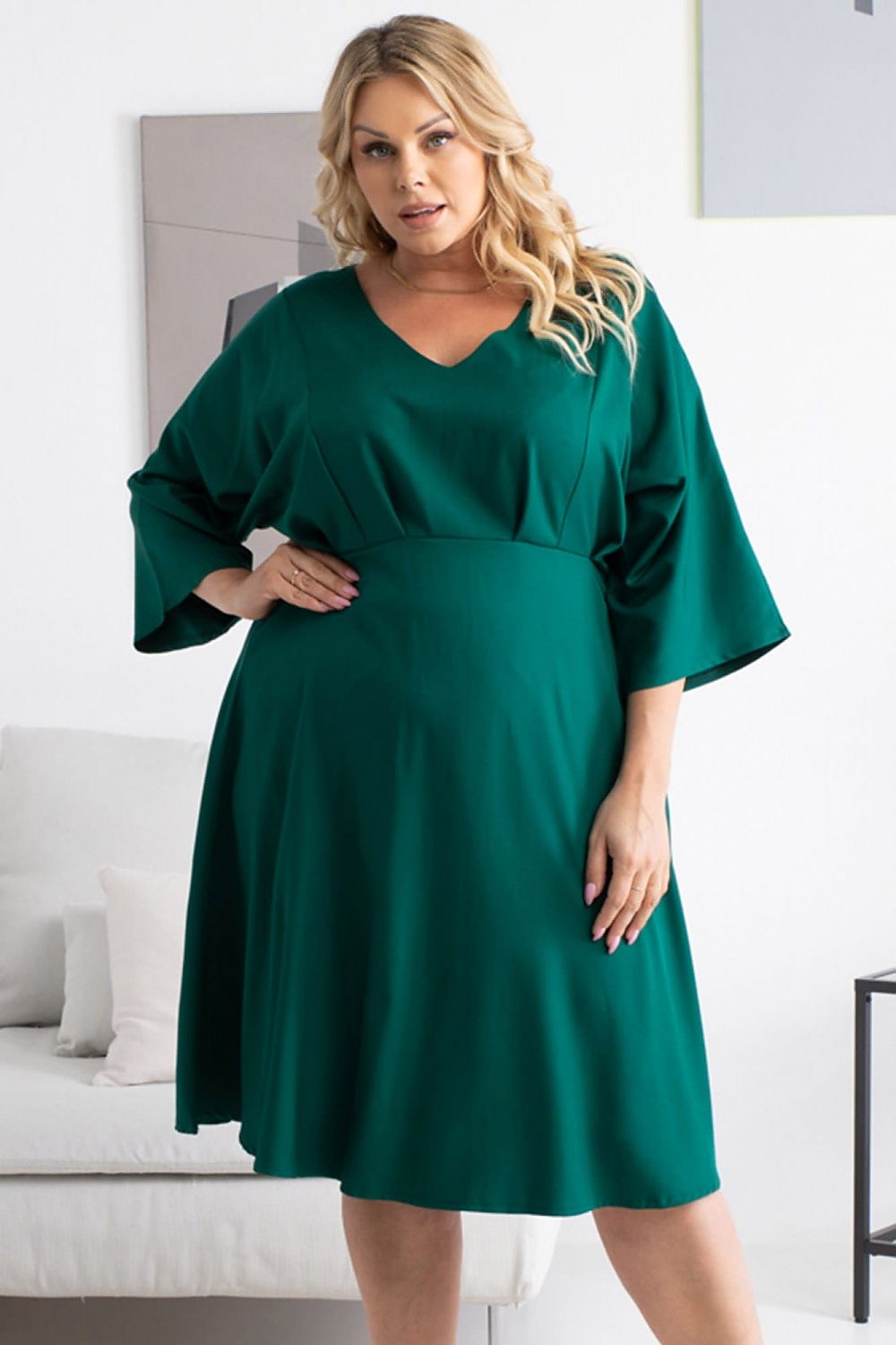 Plus size dress model 168958